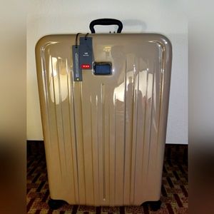 Tumi Vapor Extended Trip Expandable 4 Wheeled Packing Case (Khaki)